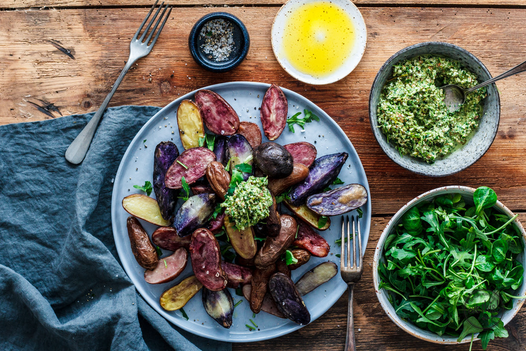 Bunte Kartoffeln mit Petersilienpesto