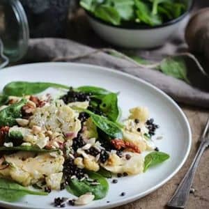 Blumenkohl-Salat mit Linsen und Spinat
